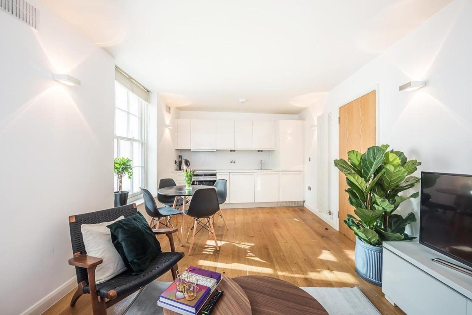 Fantastic 1 Bedroom Flat Leicester Square West End Лондон Екстериор снимка
